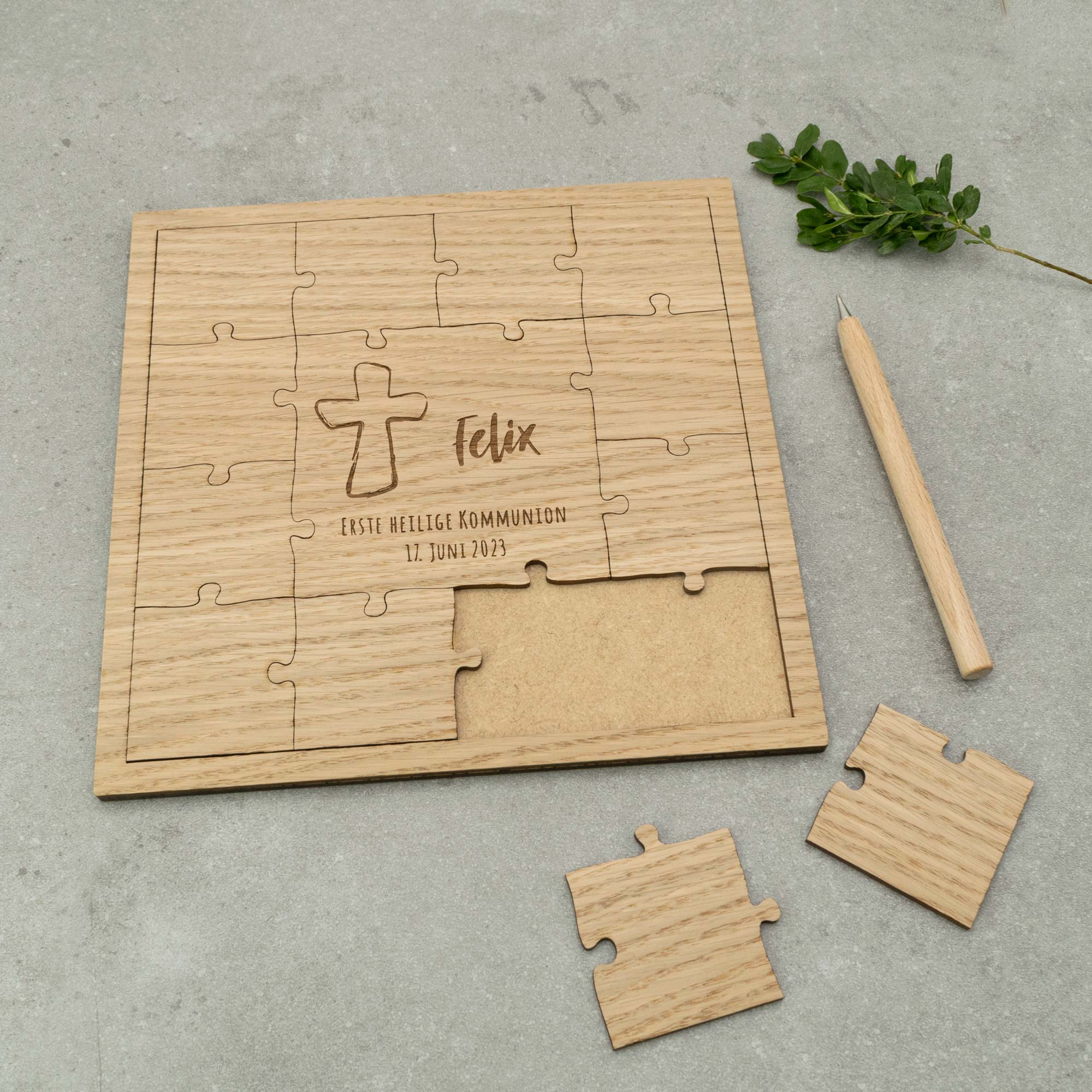 Gästebuch Puzzle Holz Kommunion, Kreuz 13 Teile, personalisiert