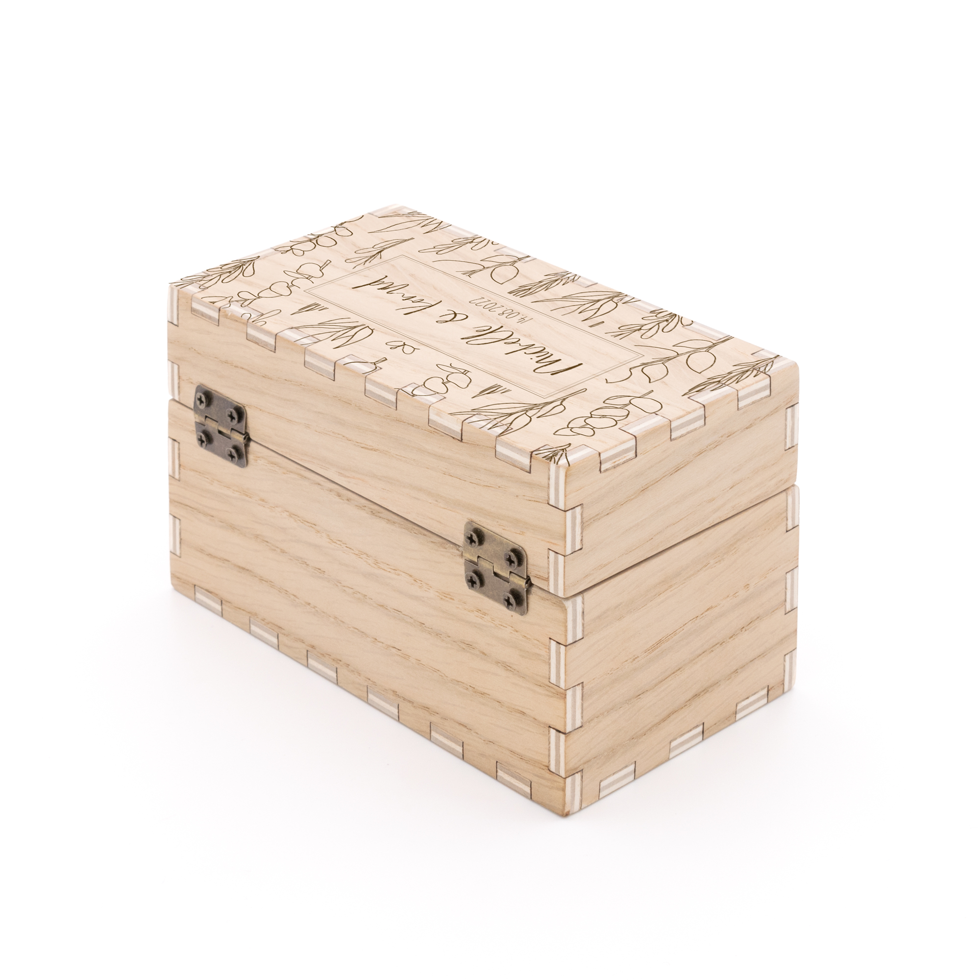 Rückansicht mit Schanieren Ringbox aus Holz zur Hochzeit