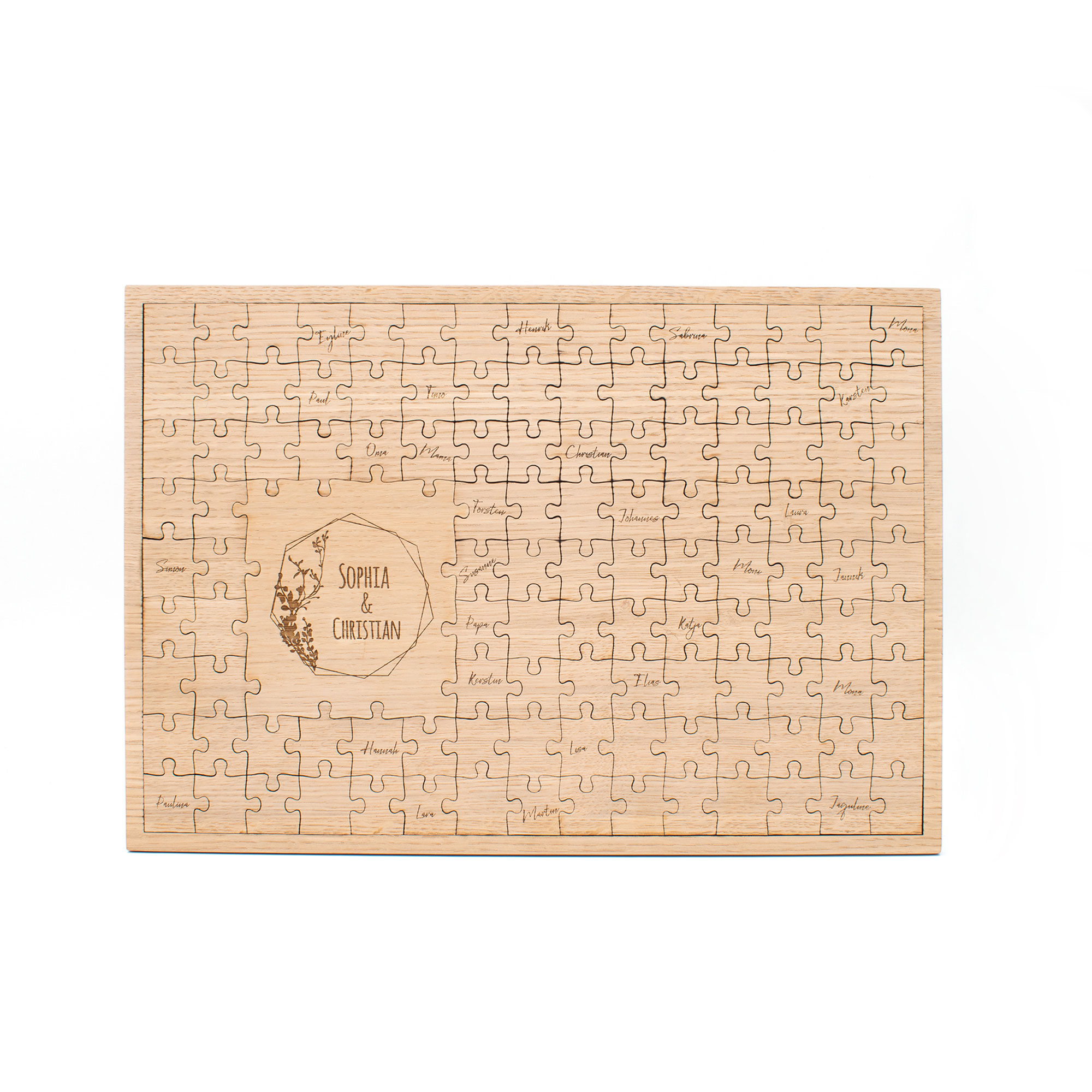 Modernes Gästebuch Puzzle zur Hochzeit im Boho-Stil zum Beschriften mit Namen des Brautpaares graviert, frontal
