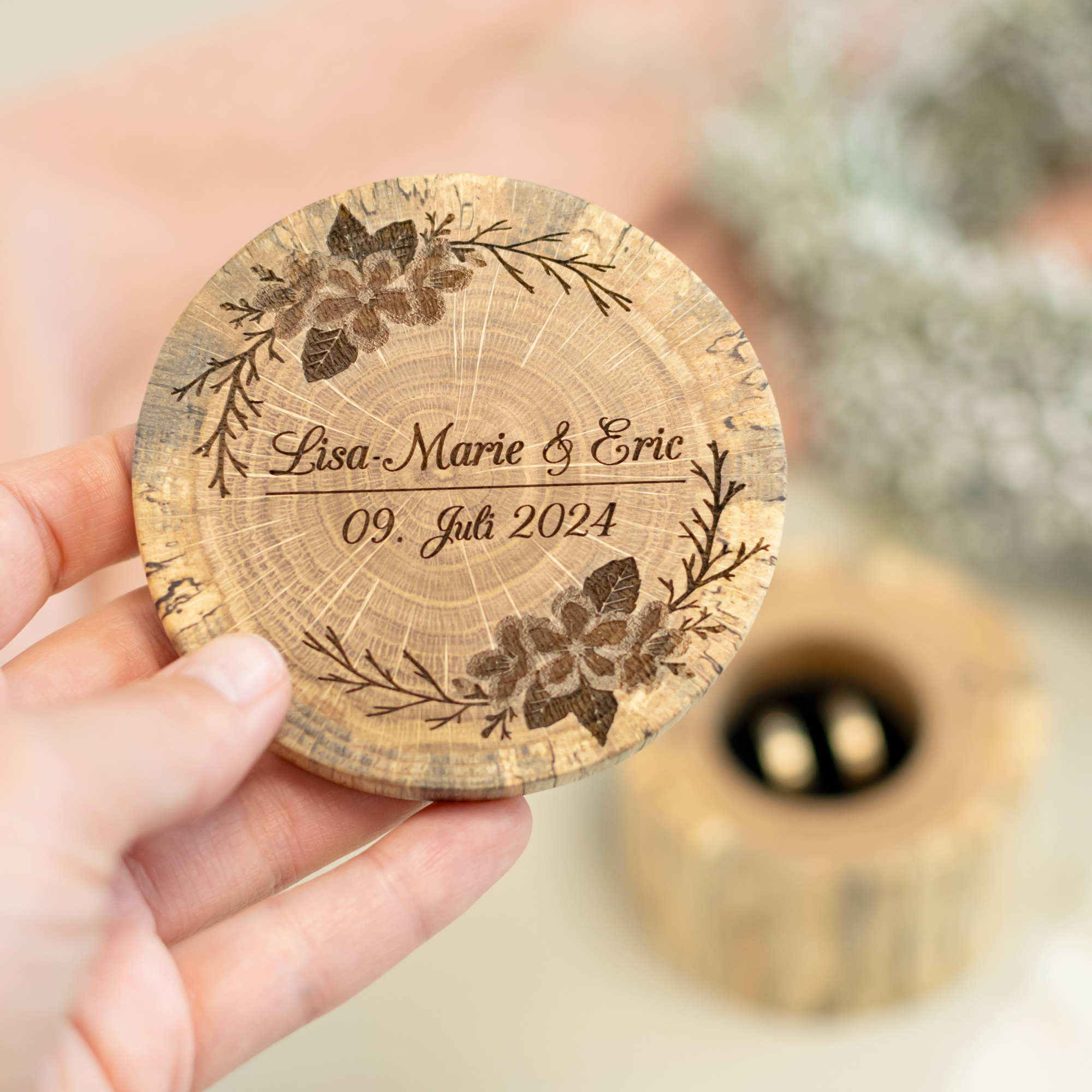 Ringschatulle für Hochzeit aus Holz mit Wunschgravur